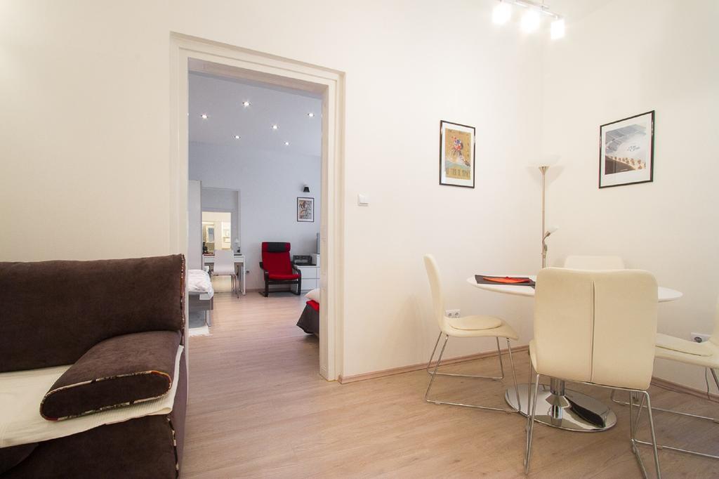 Apartment Red Bike Zagreb Bilik gambar